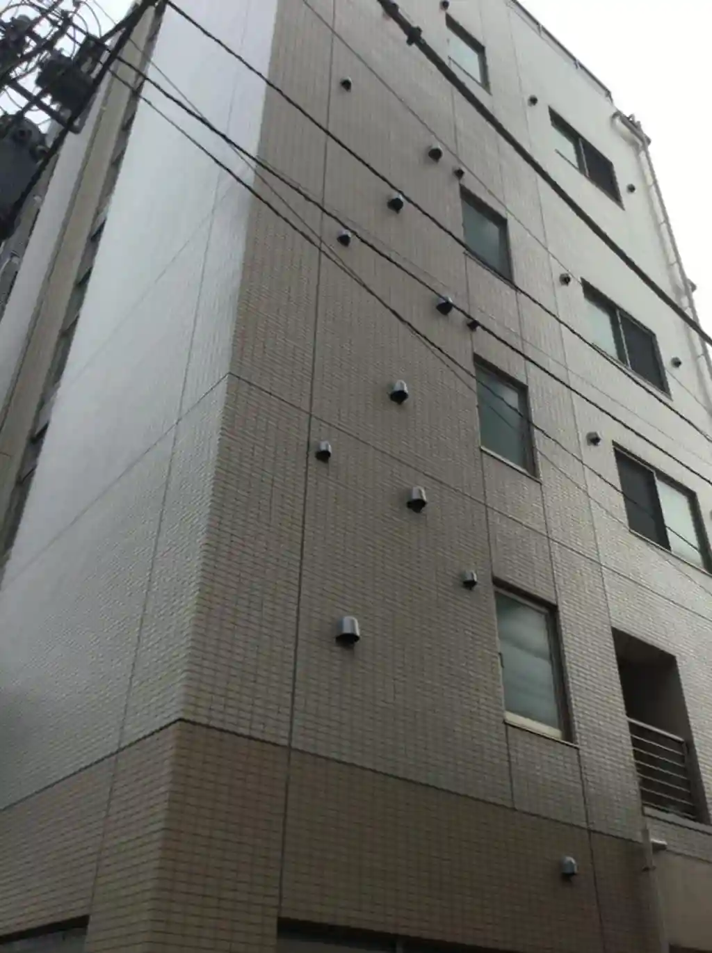 Ambience 外観