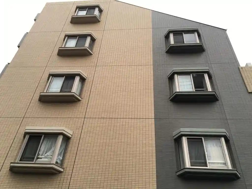 ラ・パラドール中山 外観