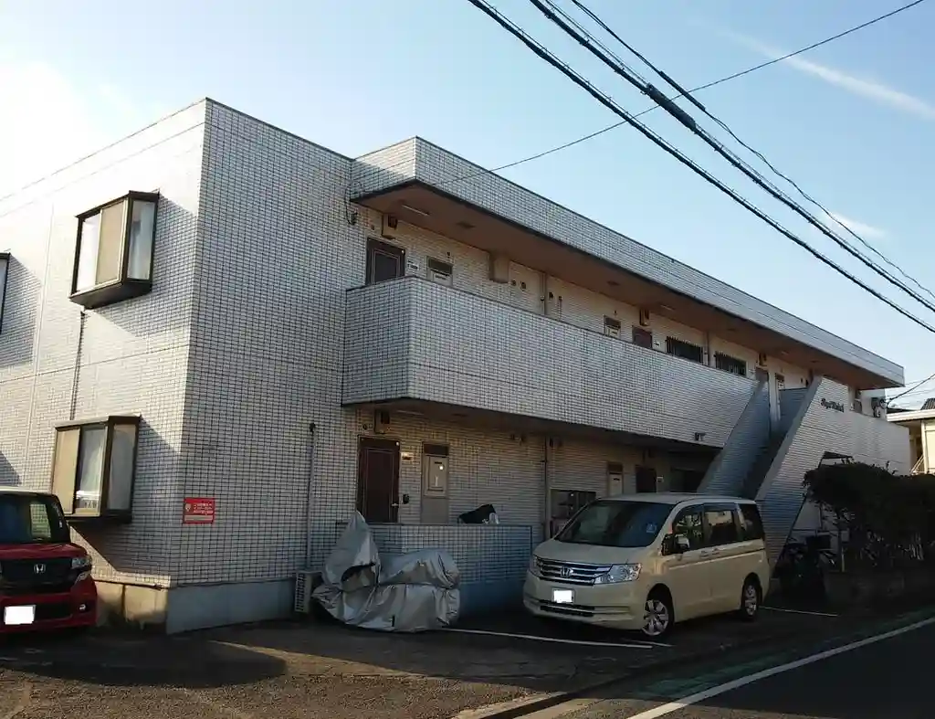 ロイヤルハイム1 外観