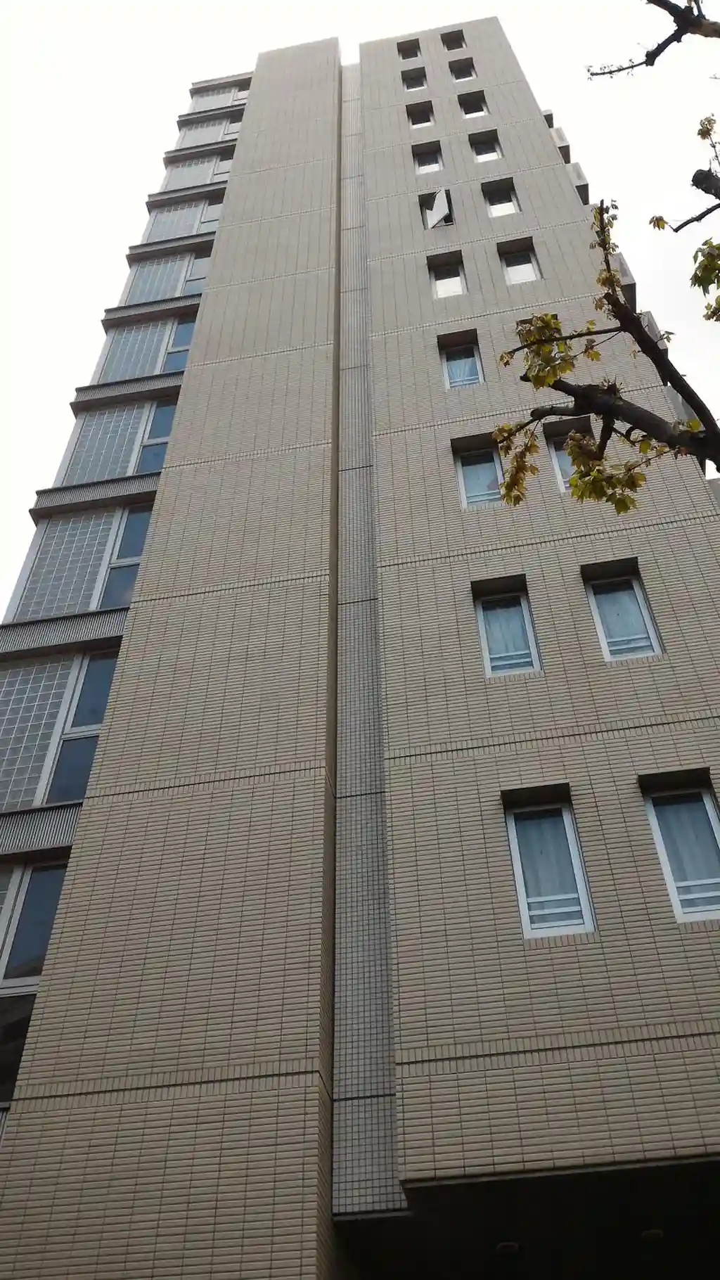 ナビウス西新宿 外観
