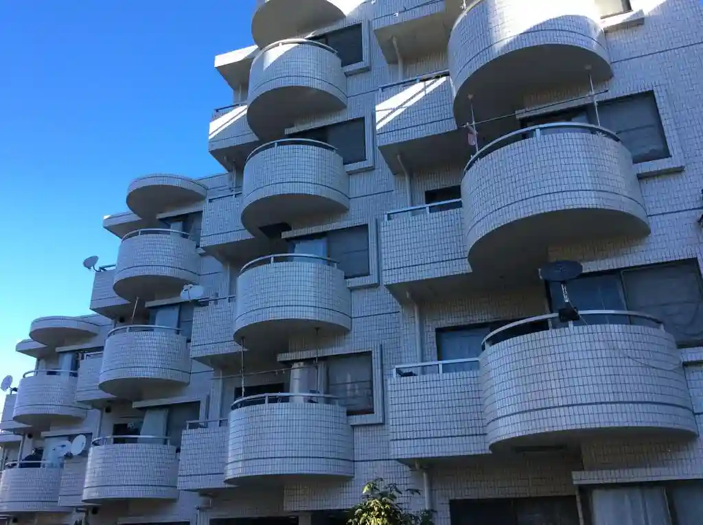 アクシイズ光 外観