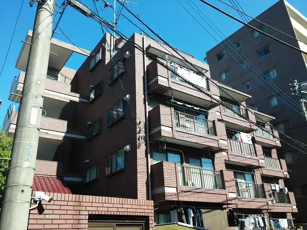 パピヨン武蔵砂川 外観