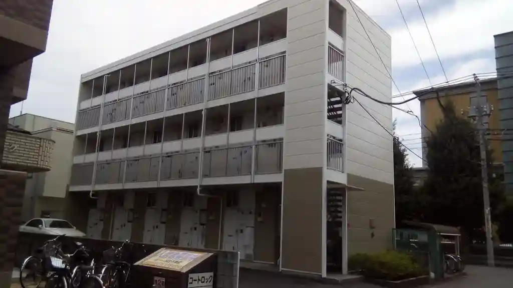 レオパレスミグニッツ 外観