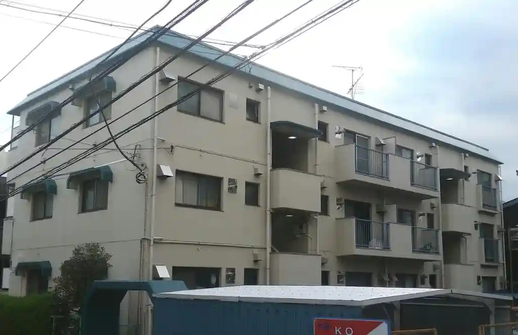 カーネル三惠 外観