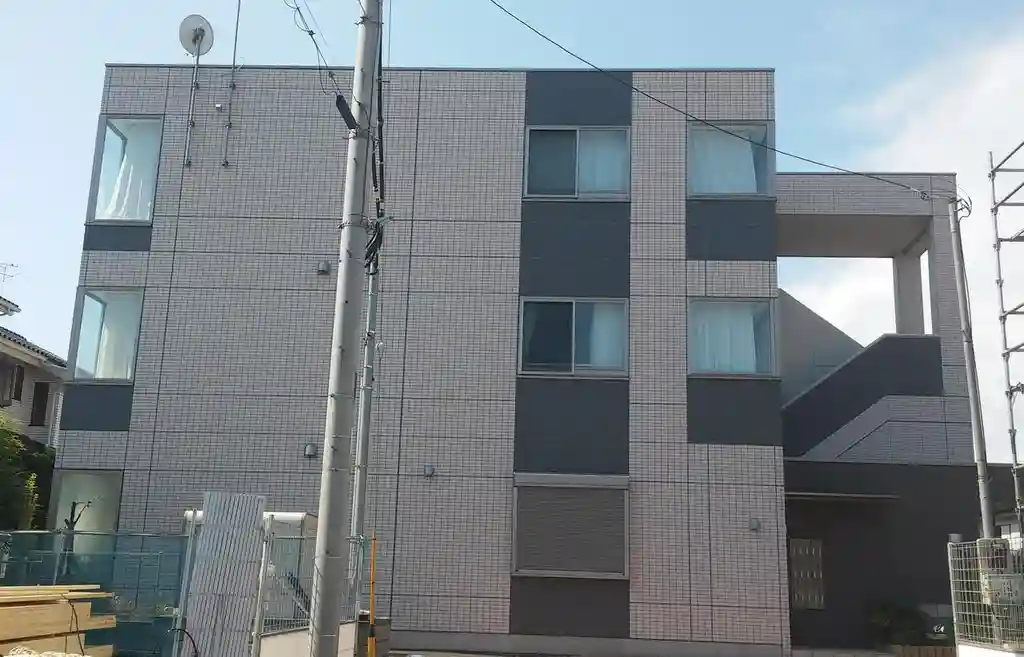 クレシア 外観