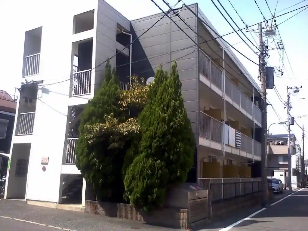 レオパレスSensui 外観