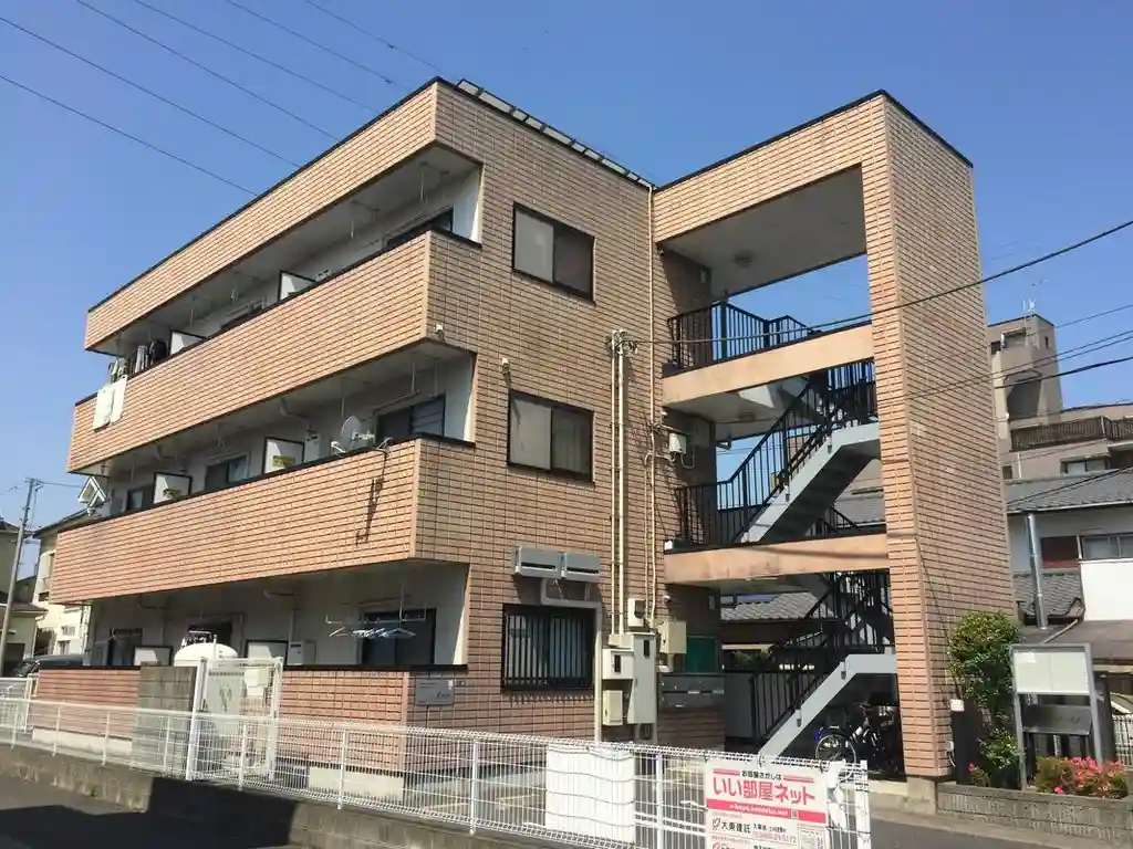 メゾンイースト 外観