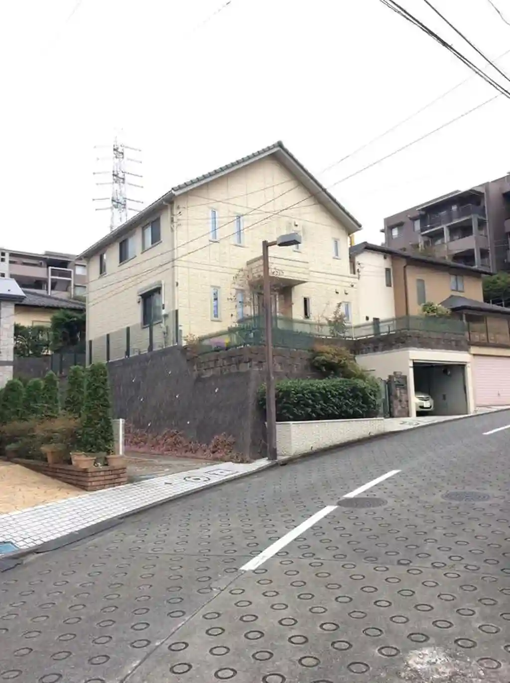 アザレ新百合ヶ丘 外観