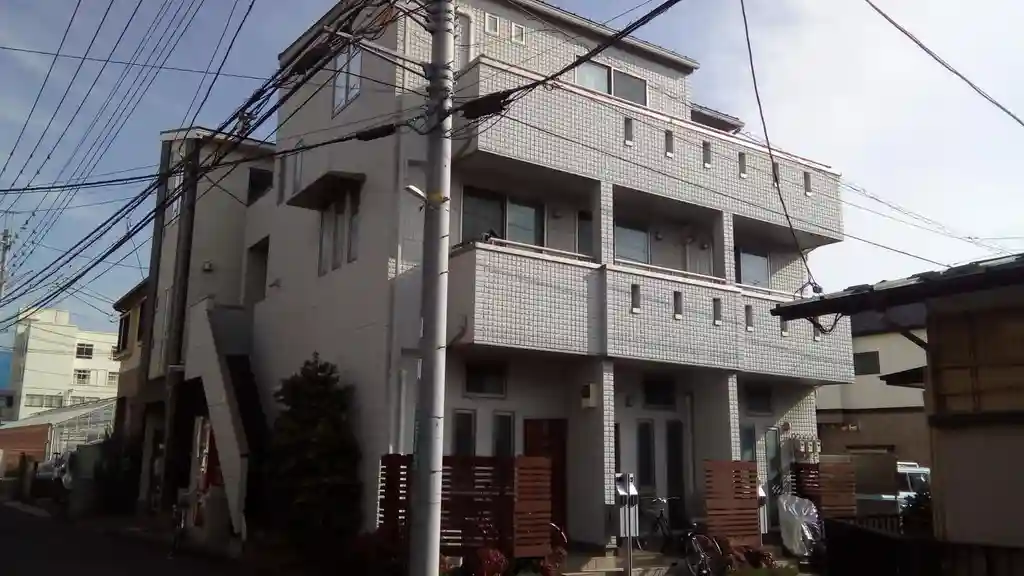 レガーロ 外観
