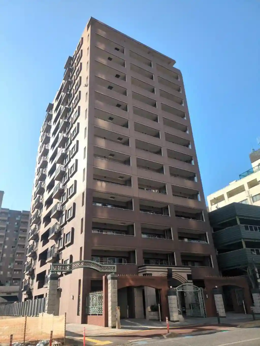 日神パレステージ大宮中央 外観