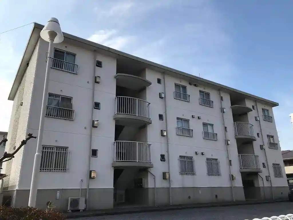 市川クローバーハイツ鈴木 外観