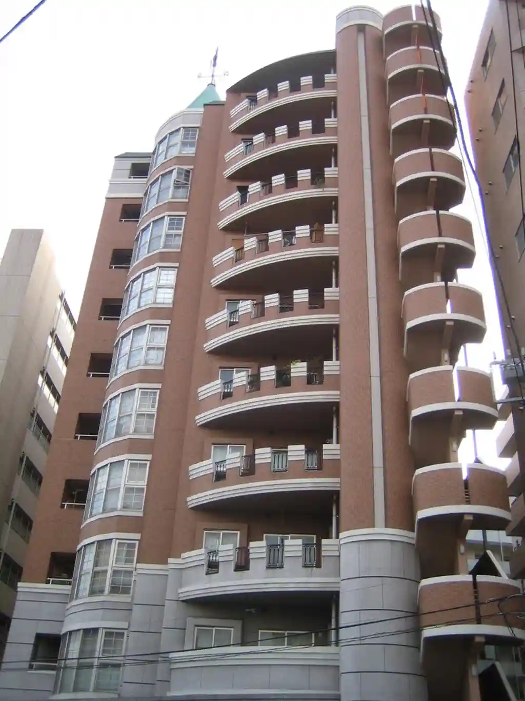 グランシティ横濱ラフィーネ 外観
