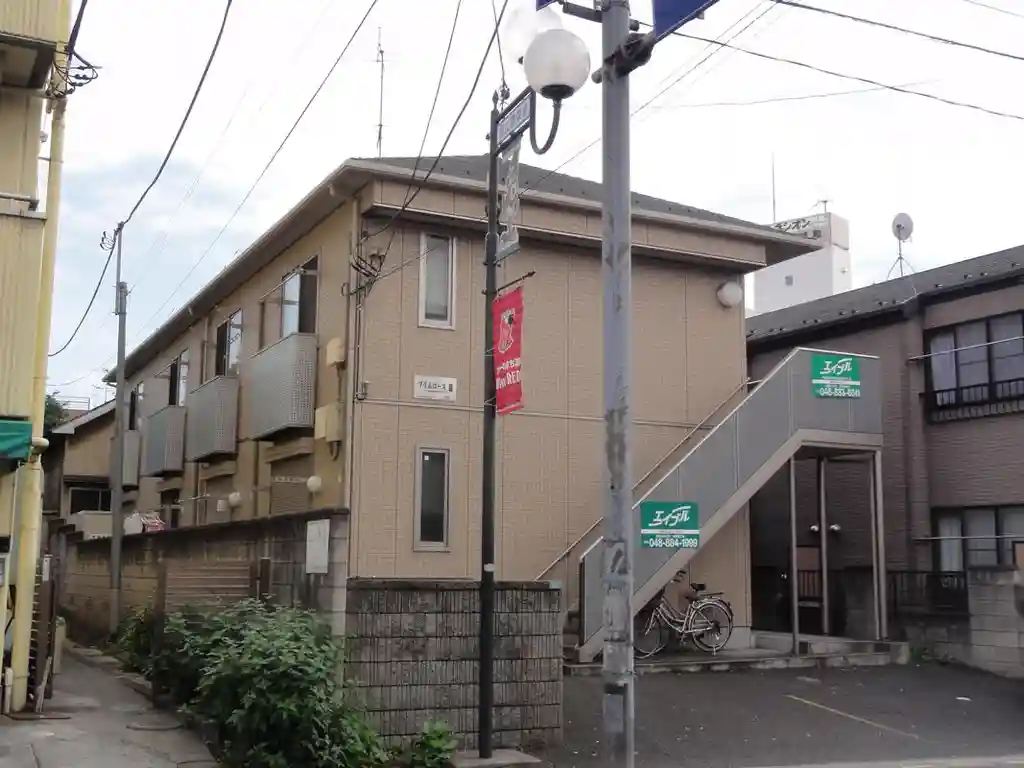 プリムローズ原山 III 外観