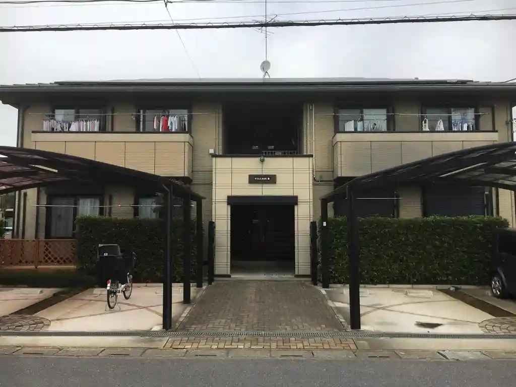 日新花崎ビレッジ B 外観