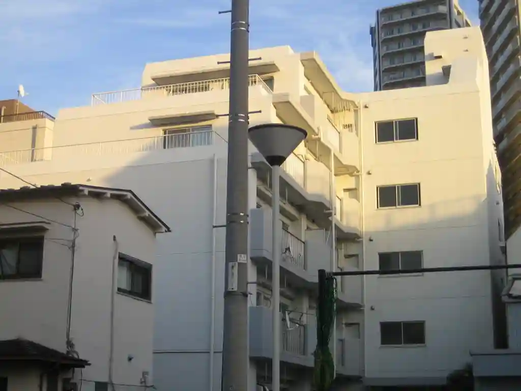 メゾン横浜岡野町 外観