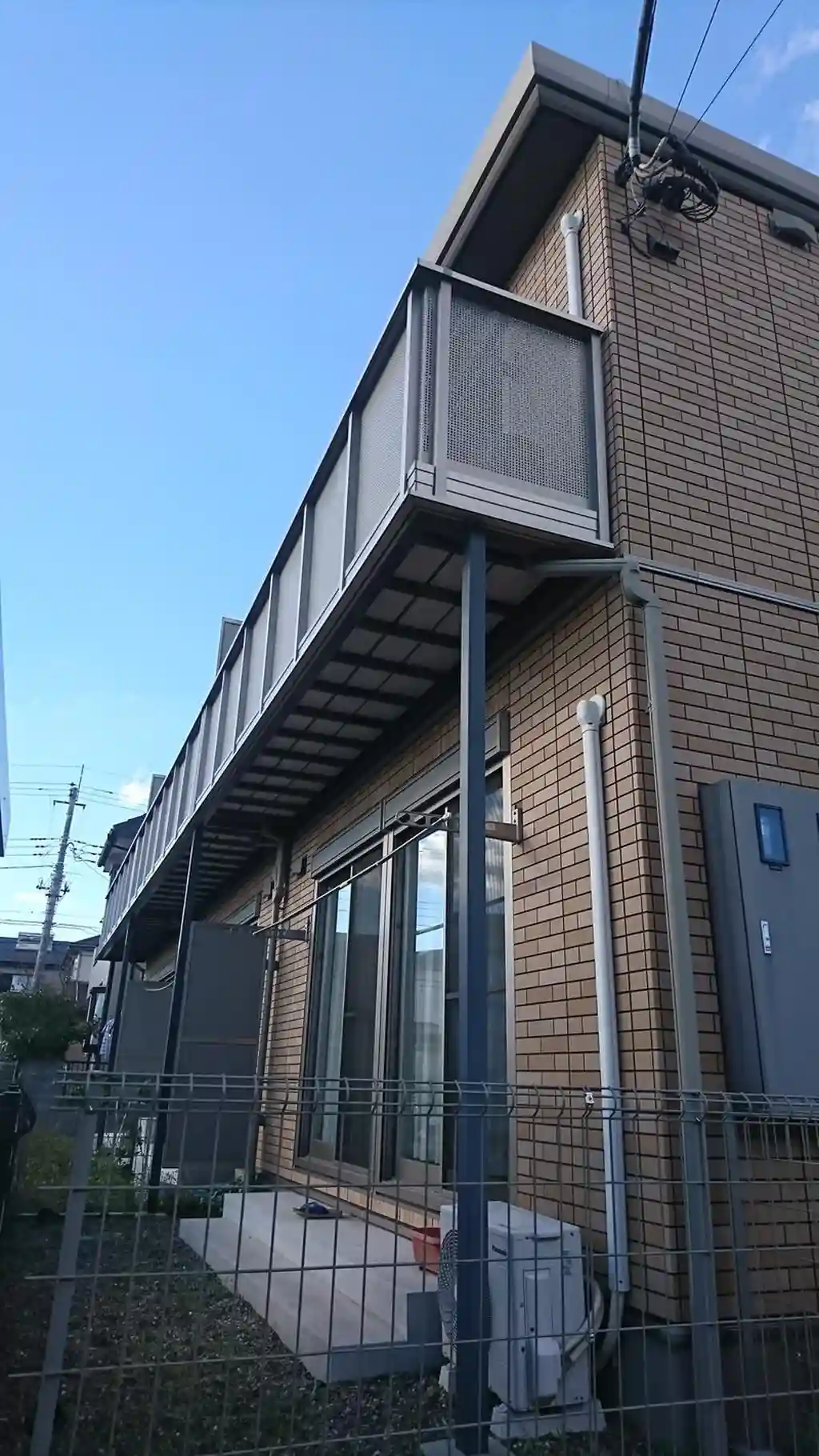 フロンティア学園前 外観