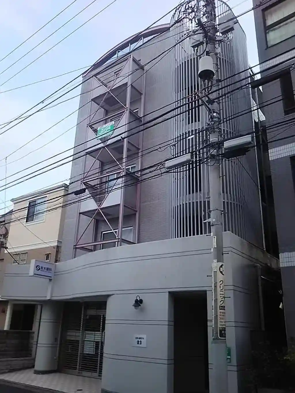 アマデウス21 外観