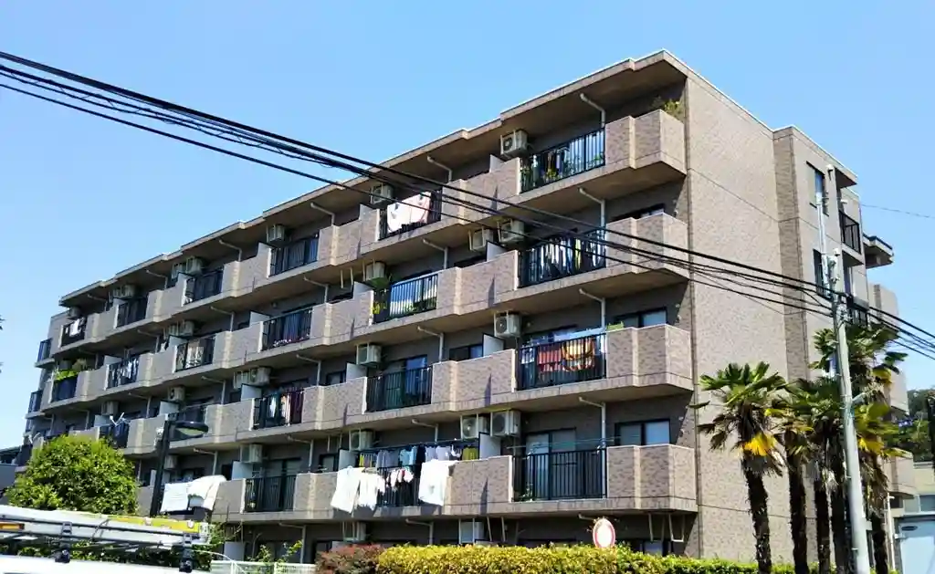 ライオンズヴィアーレ一橋学園 外観