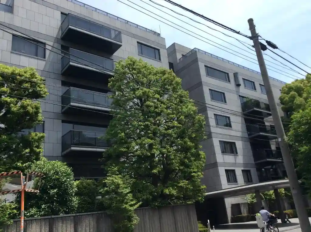 クレストコート砂土原 外観
