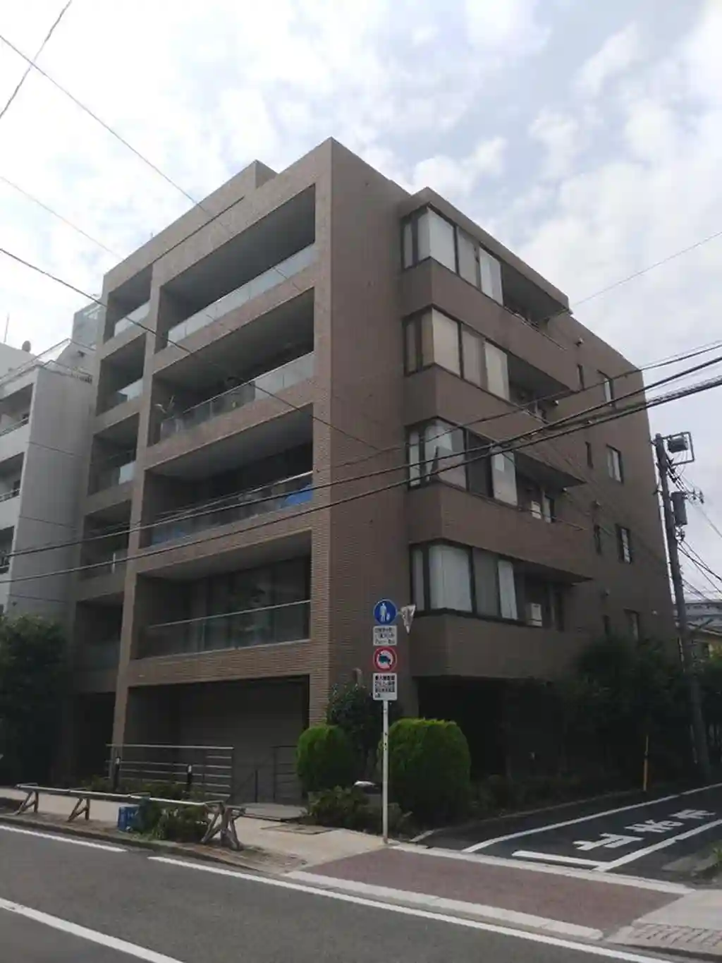 プロシード三軒茶屋 外観