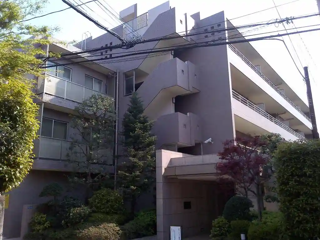 アルス高田馬場諏訪の杜 外観