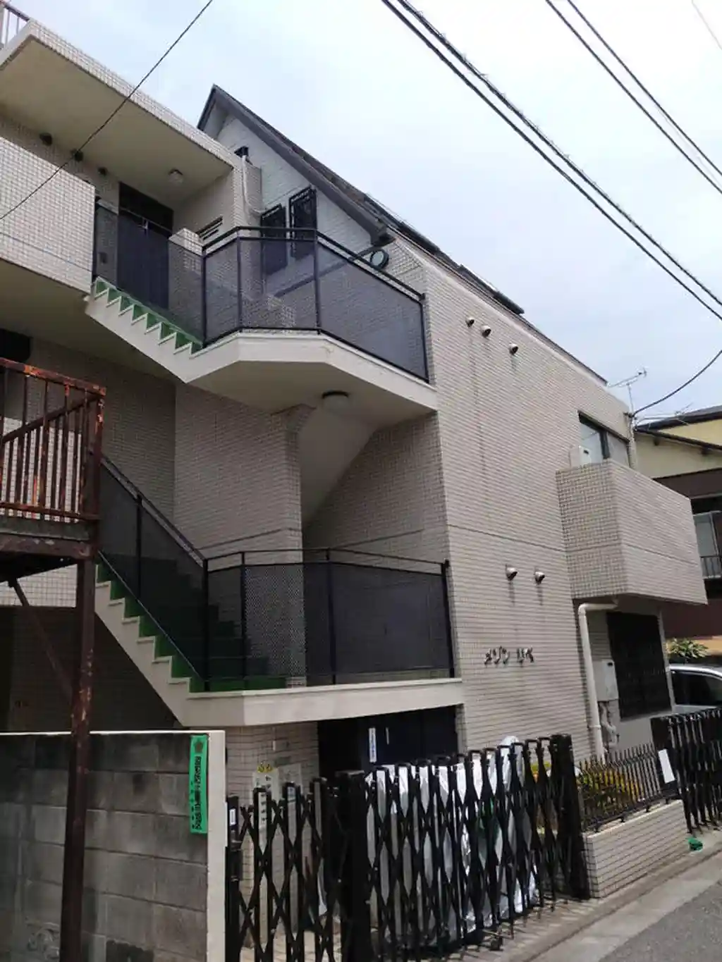 メゾンリベ 外観