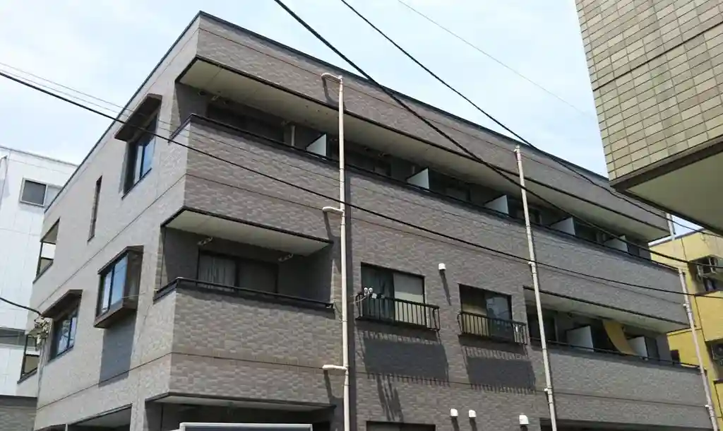 グランドステータスアマール 外観
