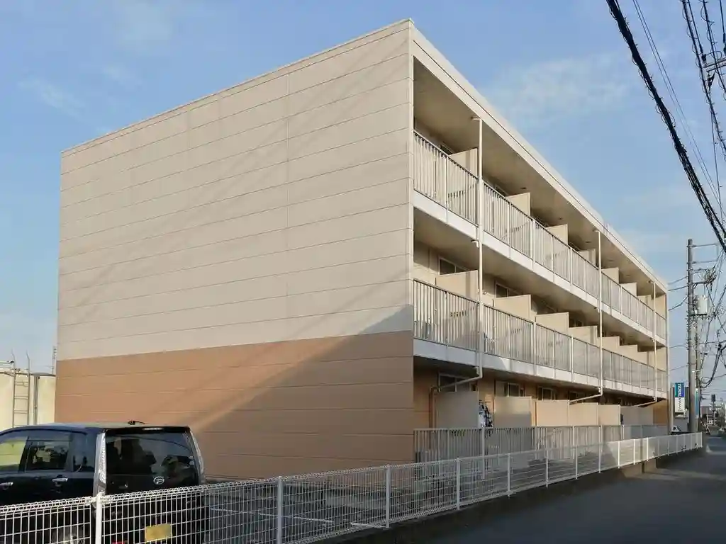 レオパレスナガヌマハラ 外観