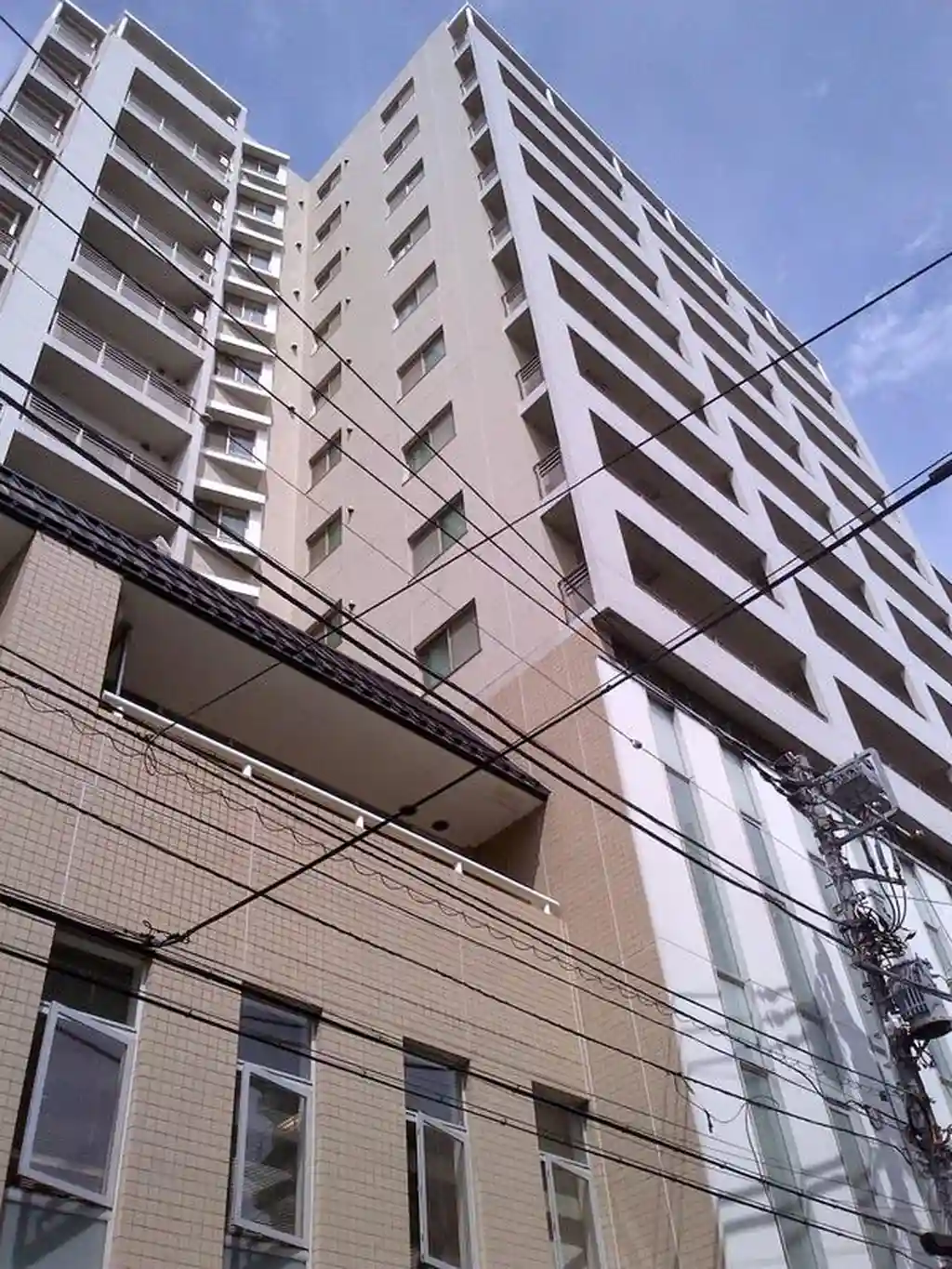 三鷹駅前協同ビル 外観