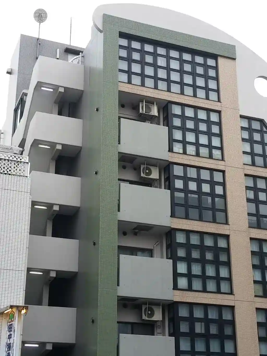 グレートピア横浜 外観