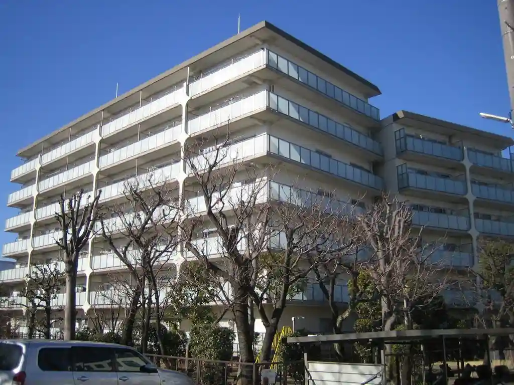 大倉山サンハイツ 外観