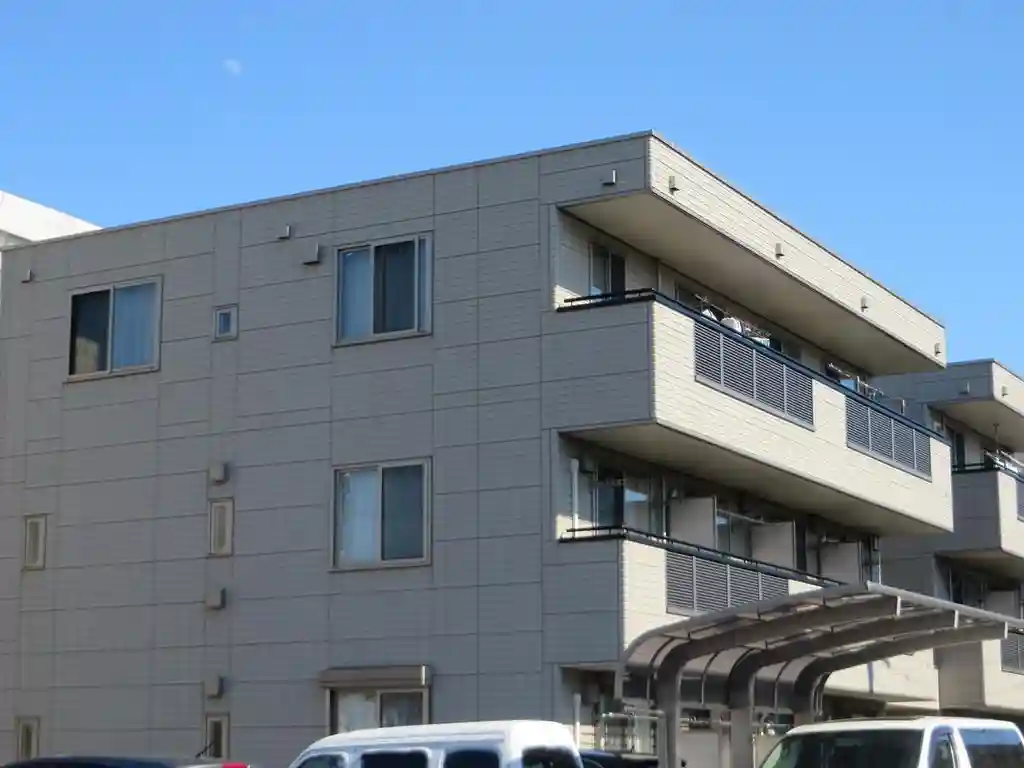 ロイヤルハイム 外観
