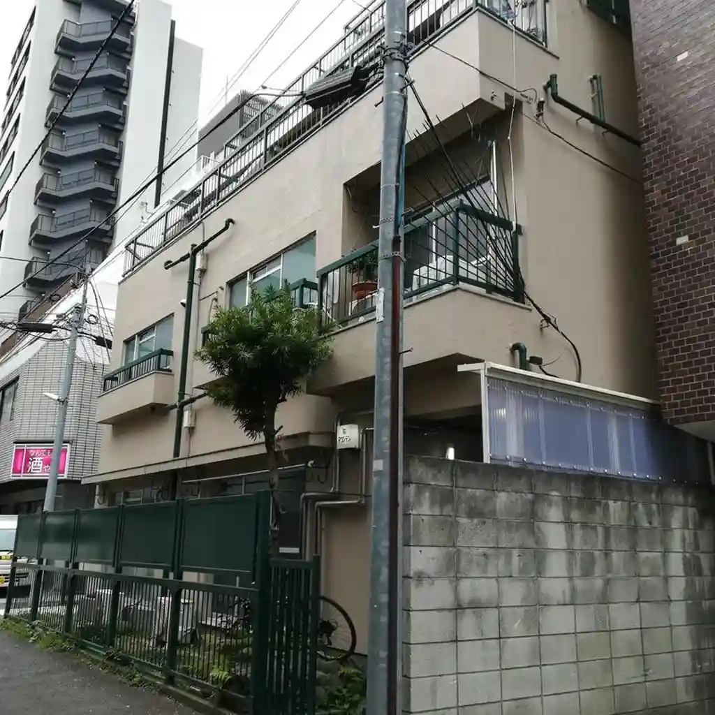 司マウンテン 外観