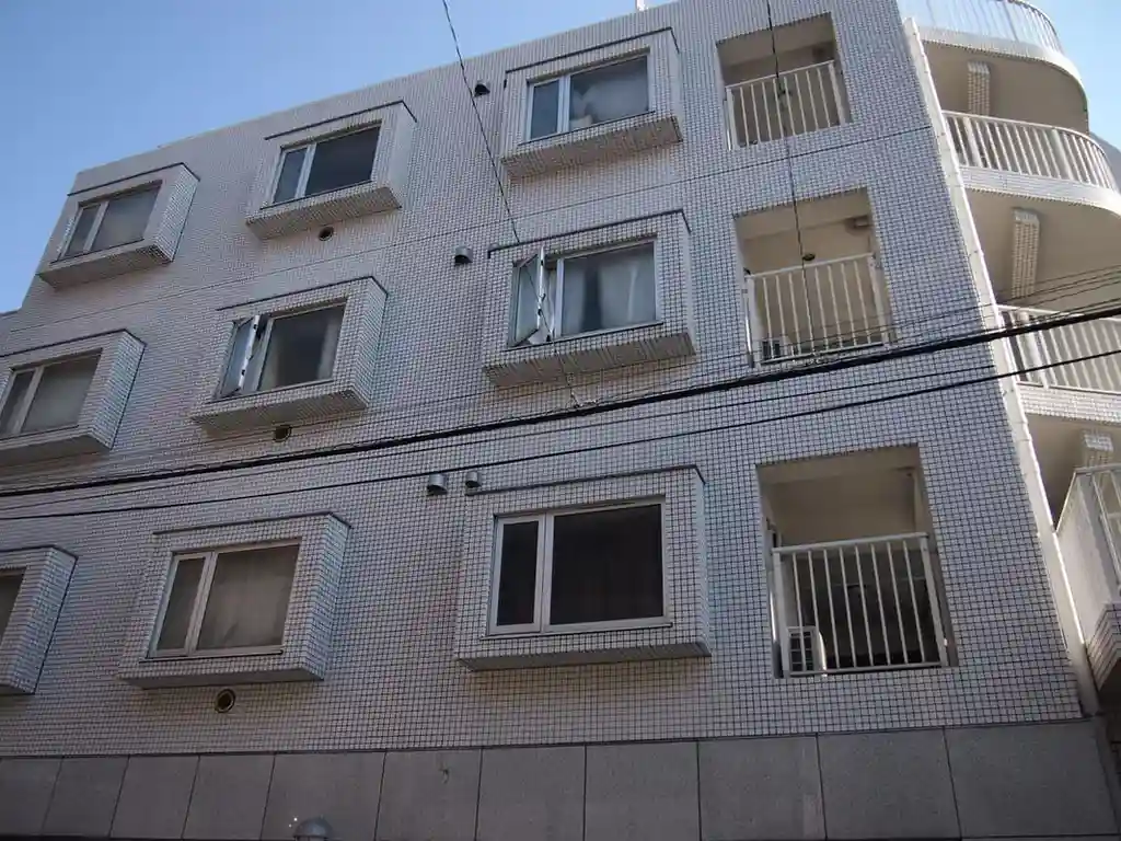 アクシス上大岡 外観