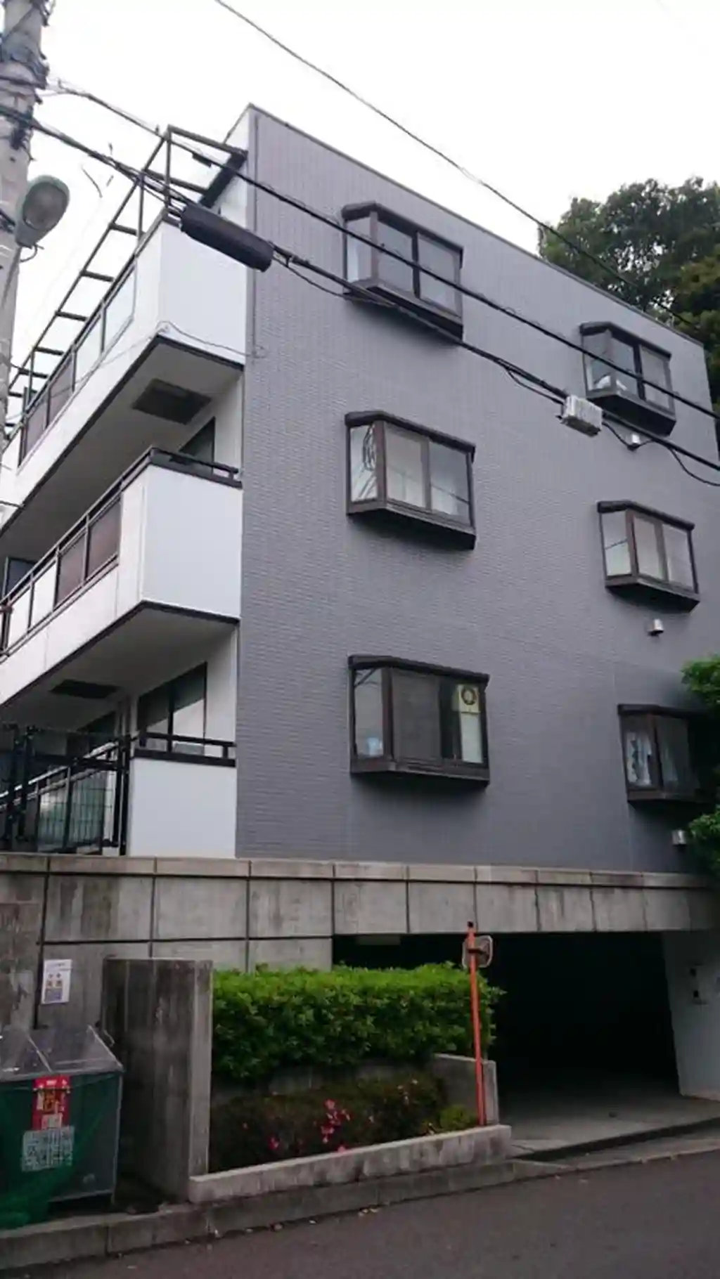 イースト秀和 外観