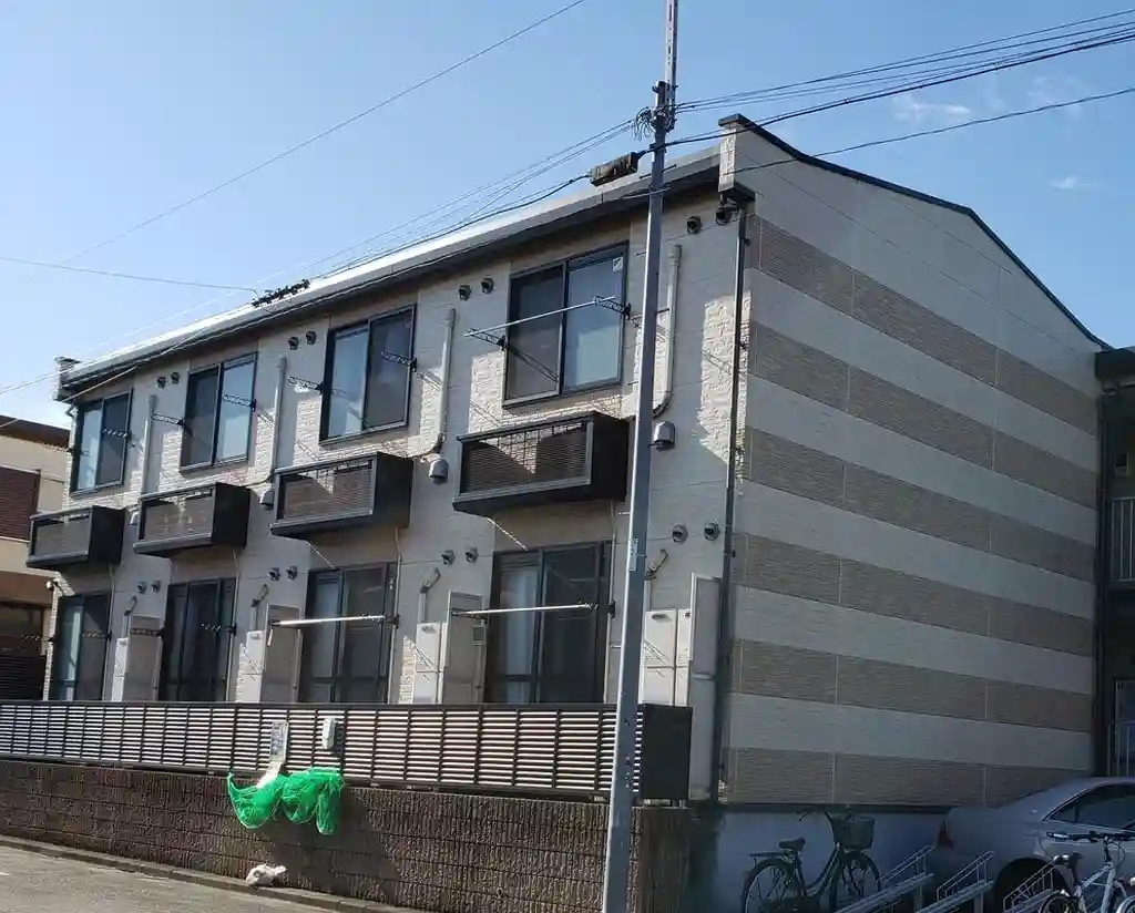 レオパレスグリーンヒルズライフ 外観