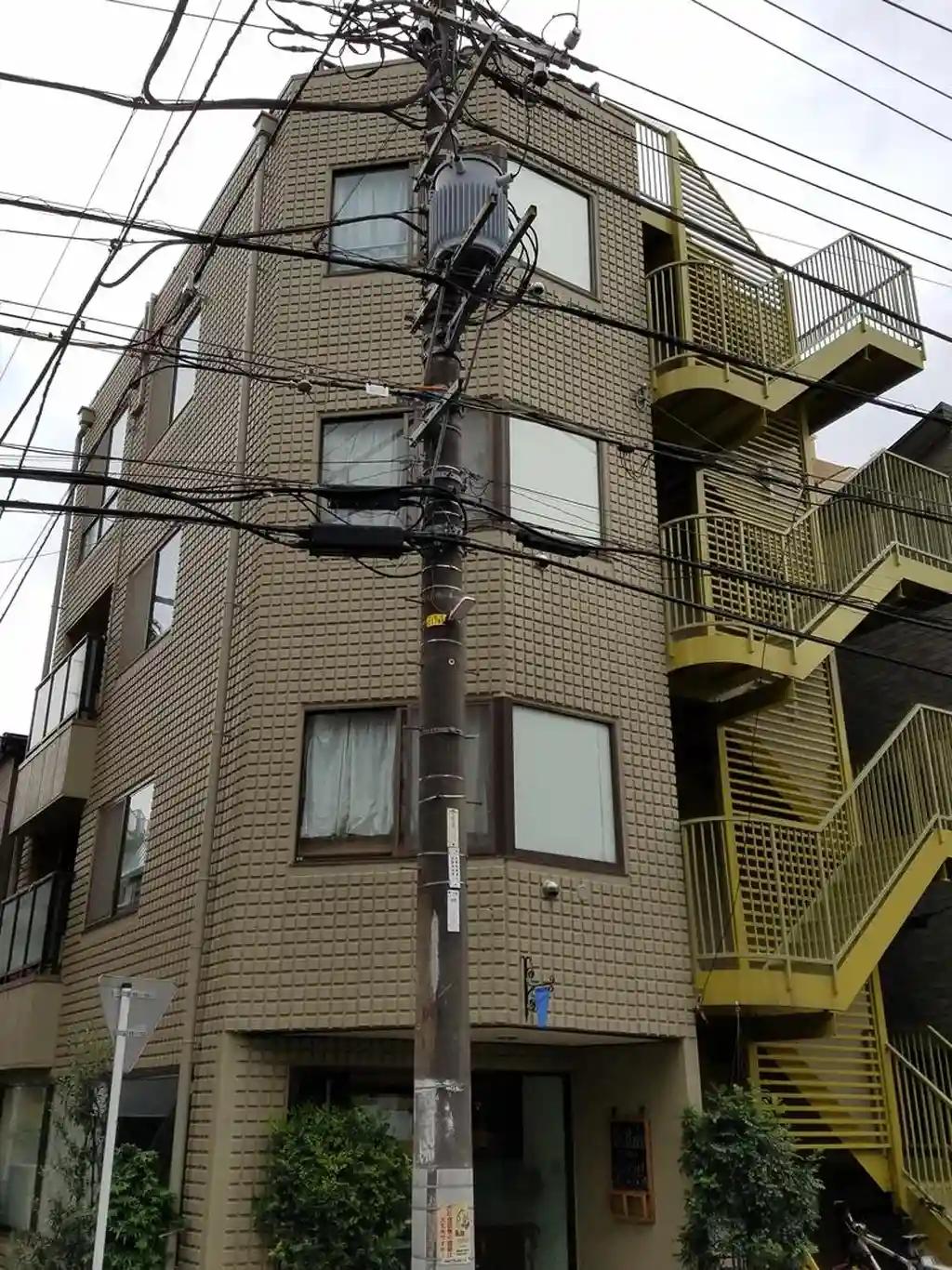 塩谷ビル 外観