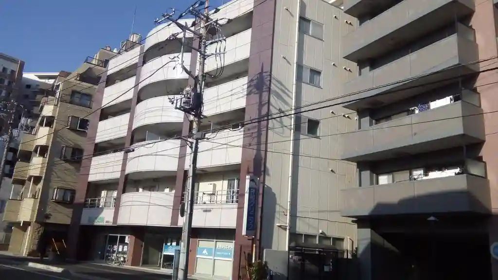 LIBERAL.BLD 外観