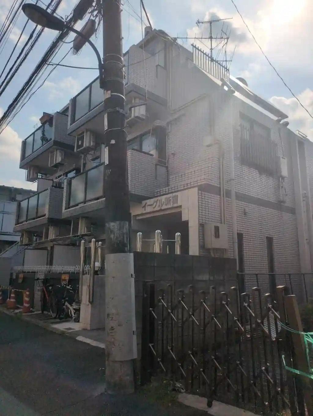イーグル新宿 外観