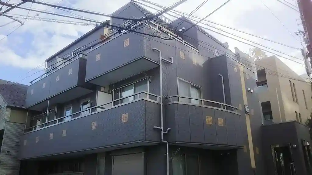 ファーストステージ 外観