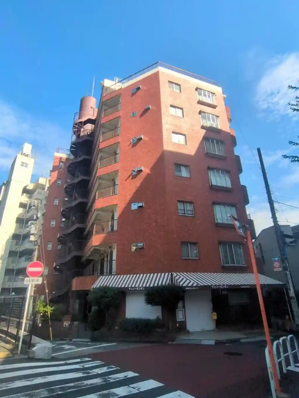 セザール東大久保 外観