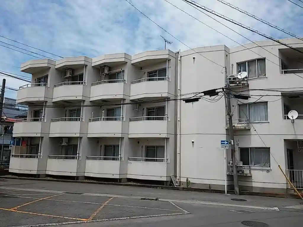 ポケットハイツ本厚木 外観