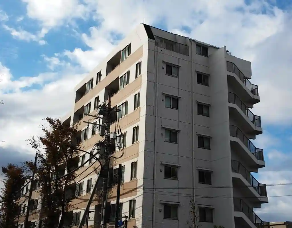 アーデル府中白糸台通り 外観