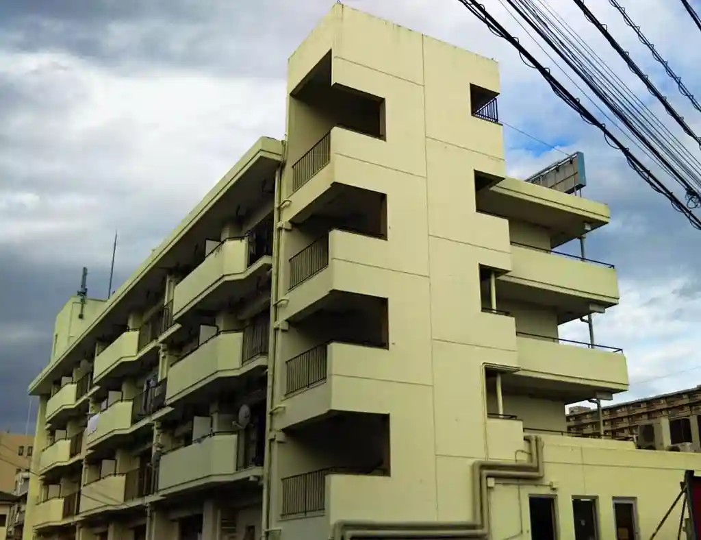 鴨居駅前ビル 外観