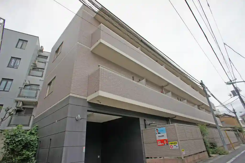 カーム・シャトレ 外観