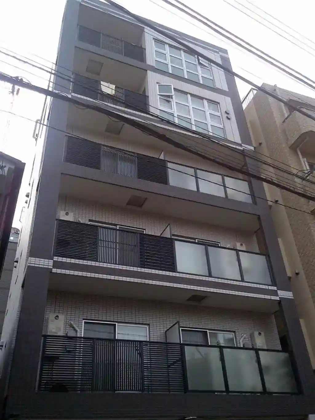アイリスコート三鷹 外観