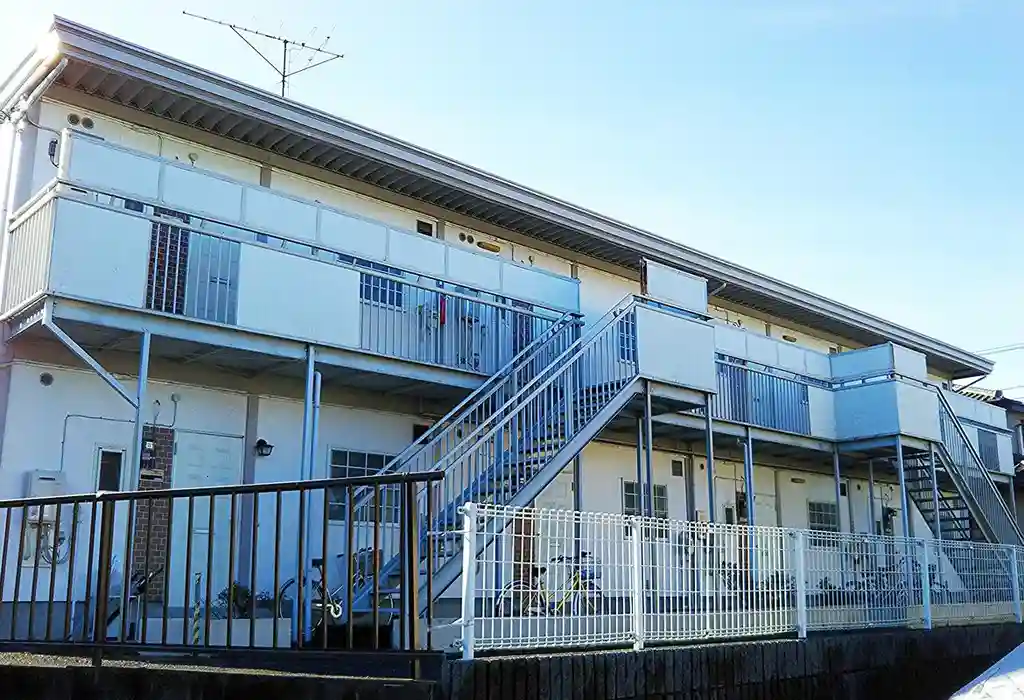 ジュネス西八 外観