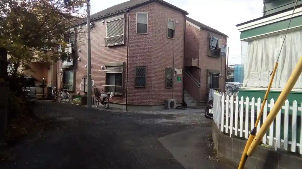 カリス 外観