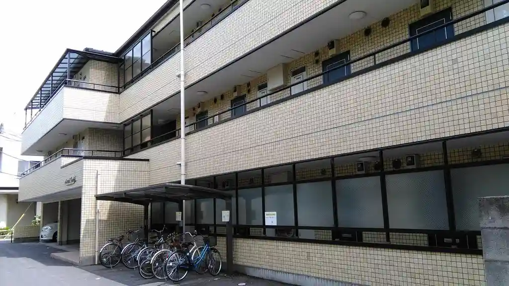 グランソレイユ 外観