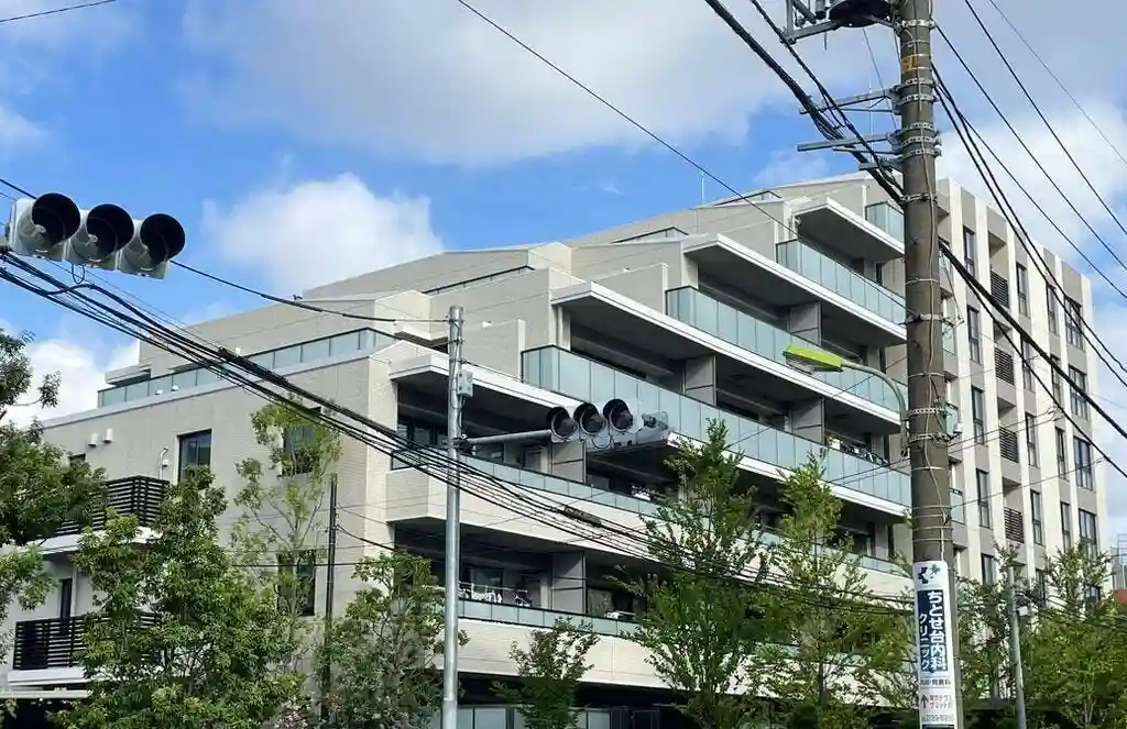 プラウド千歳烏山アベニュー 外観